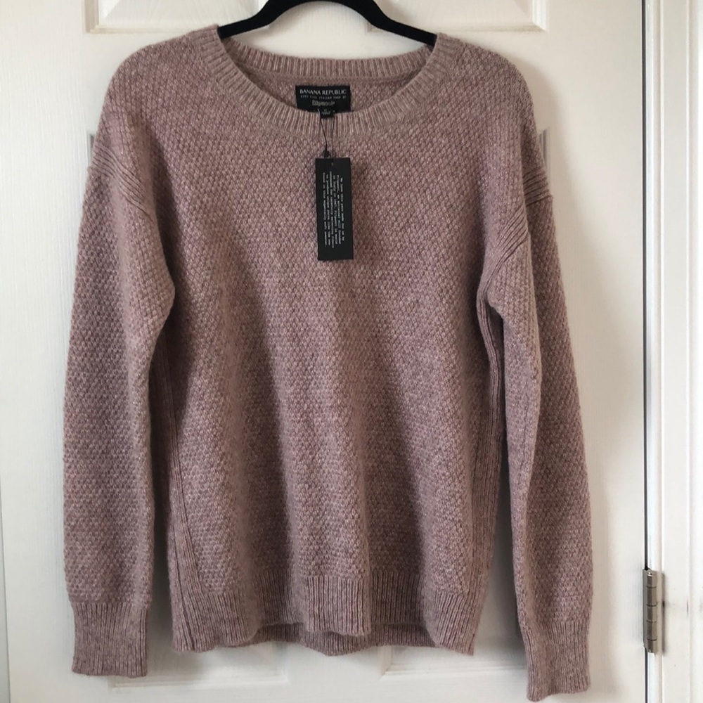 Women’s wool blend sweater